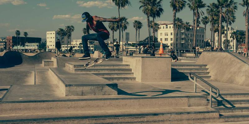 特种气体与深冷技术：驱动超导材料制备与MRI磁体冷却的高纯气体供应革命